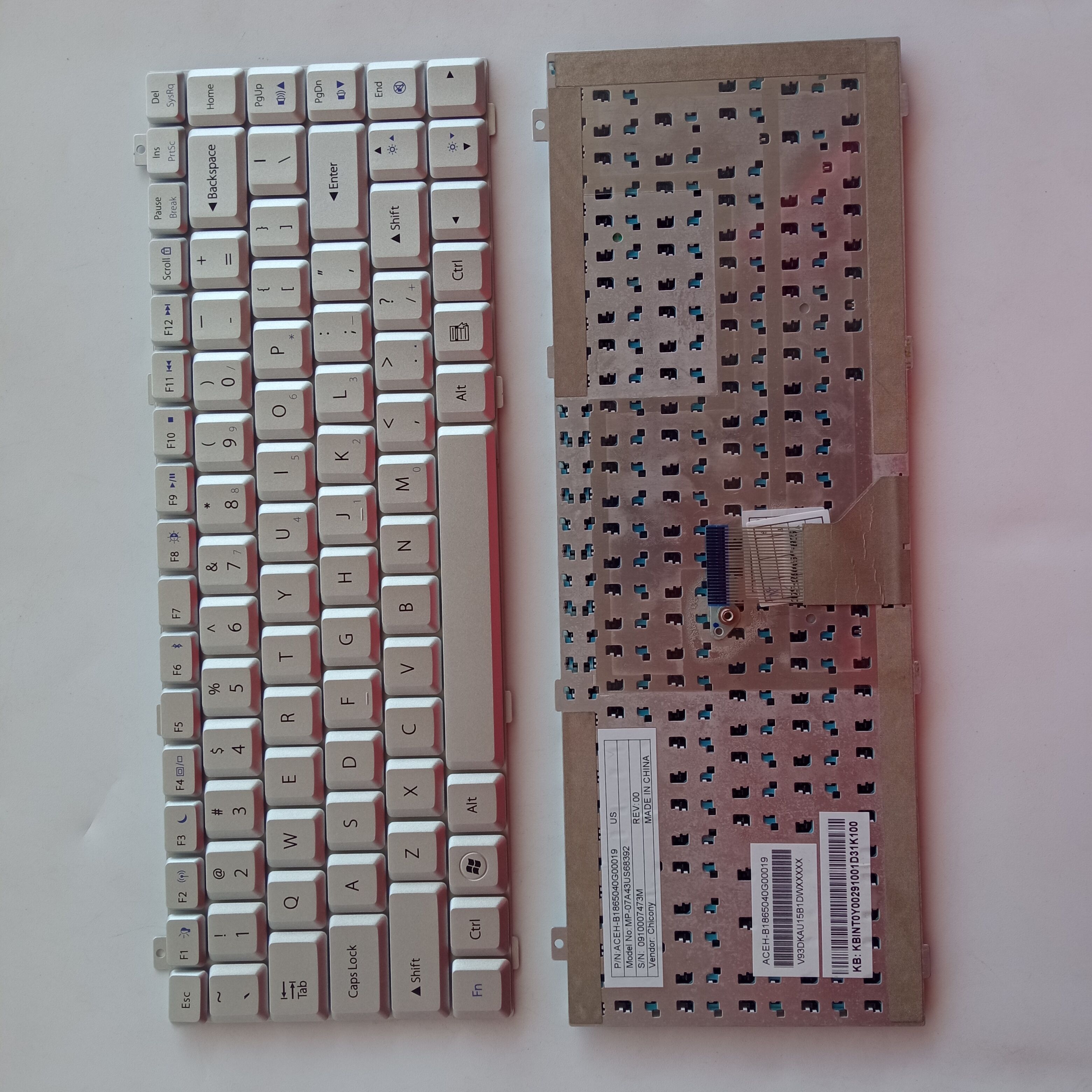 Picture of New Replacement Laptop Keyboard For GATEWAY M6000/M520/W350 SILVER US Layout